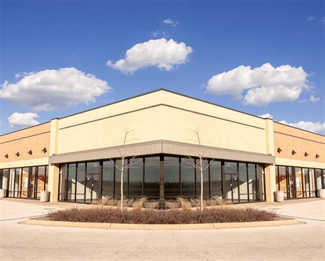 Storefront Window Installation 的图像结果