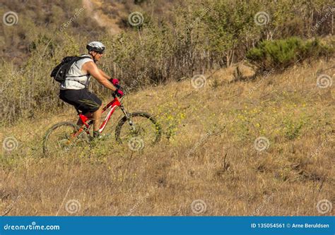 Mountain Biking in Santiago Oaks Regional Park Editorial Photo - Image ...