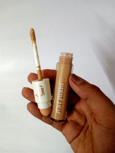 Just Herbs Concealer for Face Makeup With Liquorice Root Dewy Finish ...