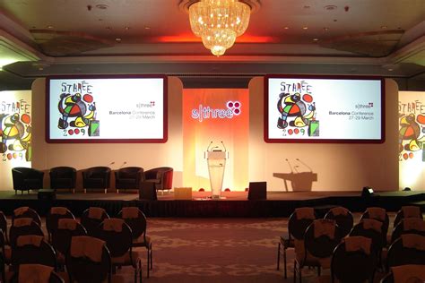 Conference Stage Backdrop Design 的图像结果