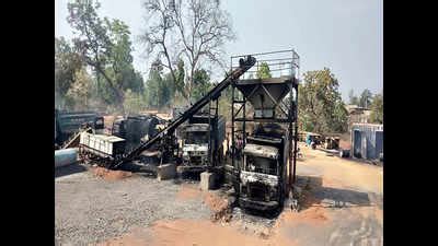 Gadchiroli Maoist attack: Sending 15 cops in one vehicle seems tactical ...