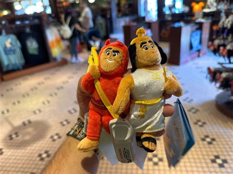 'The Emperor's New Groove' Angel and Devil Kronk Shoulder Plush Set ...