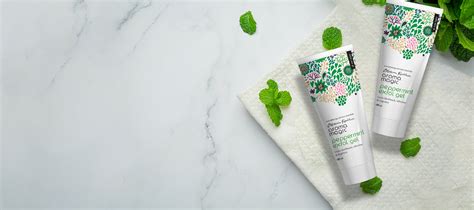 Expert Recommended Natural Exfoliator Gel for Oily Skin