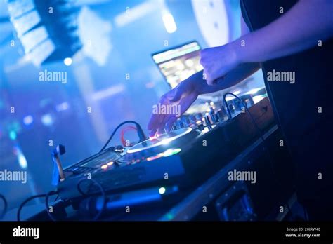 Music Club 的图像结果