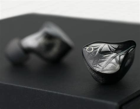 IO AUDIO VOLARE Hybrid Driver In-Ear Monitor | Concept Kart