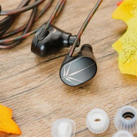 Moondrop Chu Dynamic Driver IEMs Online