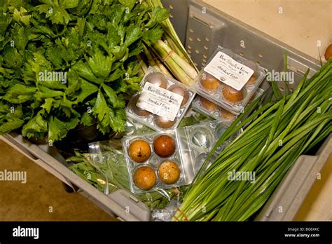 Packed Organic Produce 的图像结果