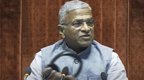 ஜெகதீப் தன்கர் ராஜினாமாவை அடுத்து மாநிலங்களவையை வழிநடத்தும் ஹரிவன்ஷின் ...