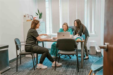 Unionville Pediatrics Simsbury | Care from Birth to Adulthood