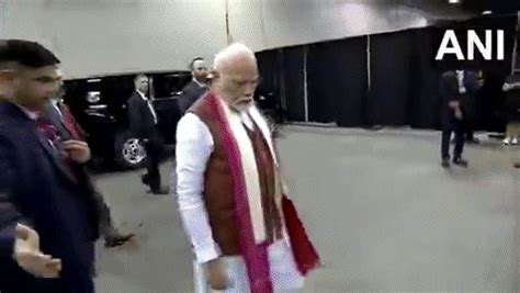 US: Prime Minister Modi arrives at Nassau Coliseum, to address Indian ...