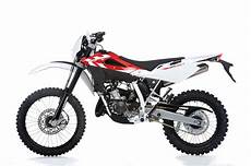husqvarna wre 125 felgen husqvarna wre 125 specs 2011 2012 autoevolution husqvarna wre 125 felgen husqvarna wre 125 specs 2011 2012 autoevolution