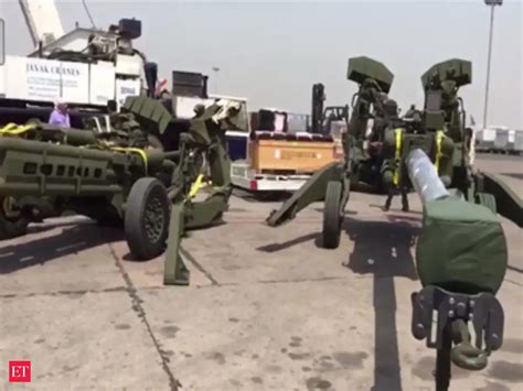 Two modern 155 mm artillery guns land in India after the Bofors scandal ...