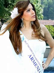Most beautiful woman gay beauty contest