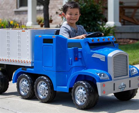 This Electric Semi-Truck Ride-On Toy Lets Your Kid Drive Their Own Big-Rig