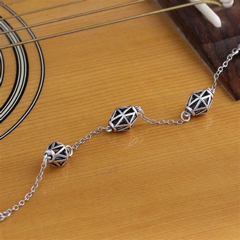 Taal Mridang Dholak Motifs Anklet – VOYLLA