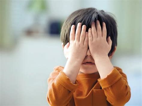 四岁小孩眼睛被激光“弄瞎”？日常怎么“防”激光？__凤凰网