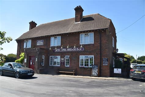 The history of Botolph's Bridge Inn, Hythe | CommunityAd