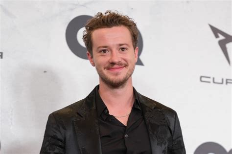 Joseph Quinn To Play The Beatles’ Lead Guitarist George Morrison in Sam Mendes’ Upcoming Flick