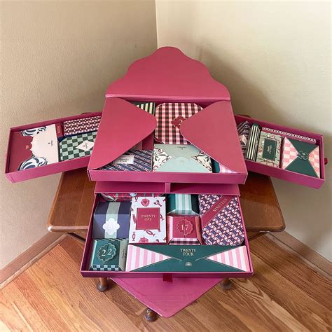 We Tried the $175 Papier Advent Calendar: Worth the Hype?