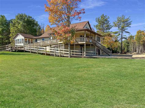 8111 W 1/4 Mile, Manistique, MI 49854 - MLS# 50192524 | CENTURY 21