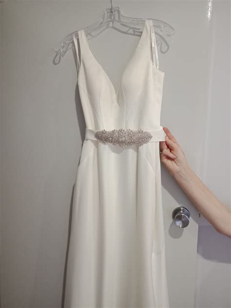 Essense of Australia D1951 - Pre loved Wedding Dress - Sell My Wedding Dress Online | Sell My ...