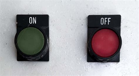 Computer Turns Off Itself 的图像结果