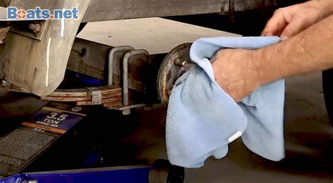 How to Repack Boat Trailer Wheel Bearings | Boats.net