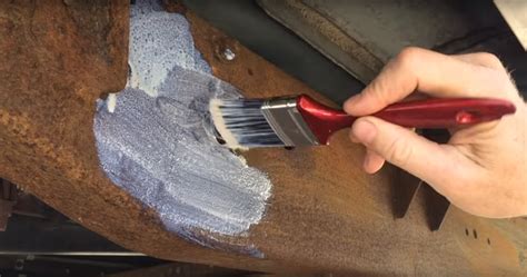 Corroseal Rust Streaks After Using Rust Converter 的图像结果