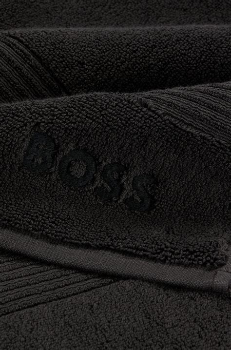 BOSS - Black Aegean-cotton bath towel with tonal logo - Black