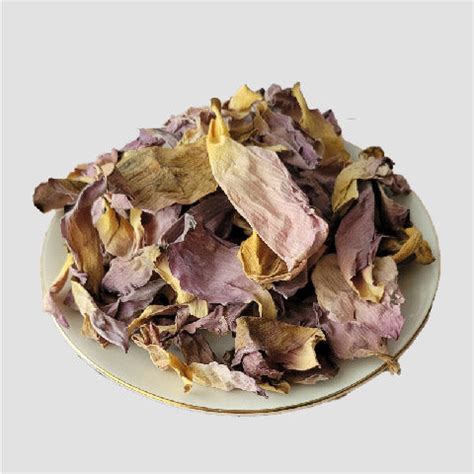 5 Best Dried Lotus Flower Brands in India 2024 – VedaOils