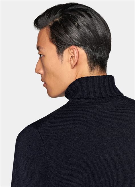Navy Turtleneck in Wool Cashmere | SUITSUPPLY
