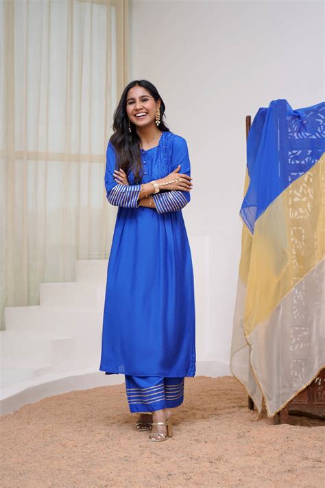 Blue Kurta Women 2024 | Shop Blue Kurta For Ladies - Nero India