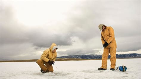 Devils Lake Ice Fishing: Your Comprehensive Guide!