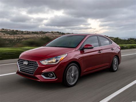 Fotos de Hyundai Accent USA 2017