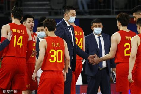 世预赛中国男篮14人名单公布 周琦和赵睿领衔_手机新浪网