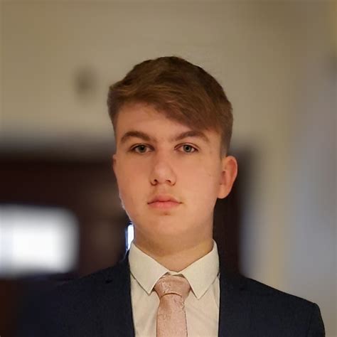 Mikolaj - Maths teacher - ₹2463/h