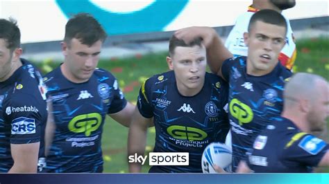 Catalans Dragons vs Wigan Warriors: Jay Field cuts through Catalans ...