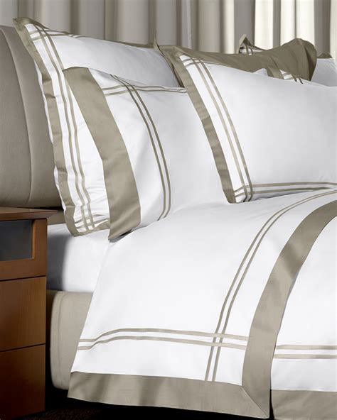 Signoria Firenze Granduca 600 Thread Count King Flat Sheet | Neiman Marcus