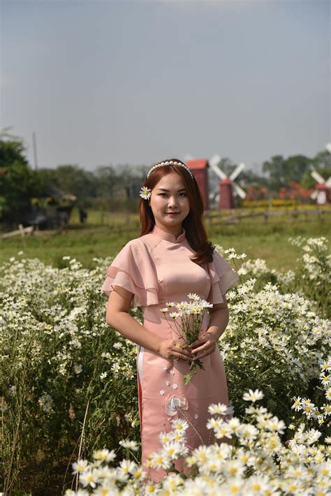 Sofie Mills Nudes Photos, Download The BEST Free Sofie Mills Nudes Stock Photos & HD Images