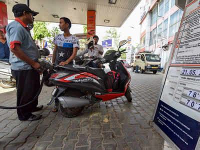 Petrol Price: Petrol, diesel prices continue to dip on softer crude ...
