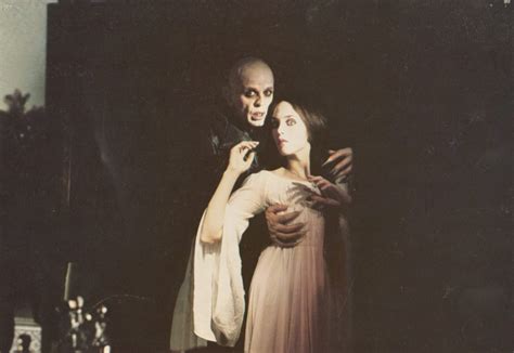 Klaus Kinski and Isabelle Adjani in Nosferatu (1979) : OldSchoolCelebs