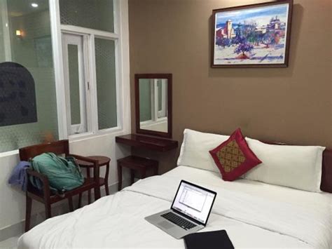 MI LINH HOTEL (Ho Chi Minh City, Vietnam, Asia) - Hotel Reviews, Photos ...