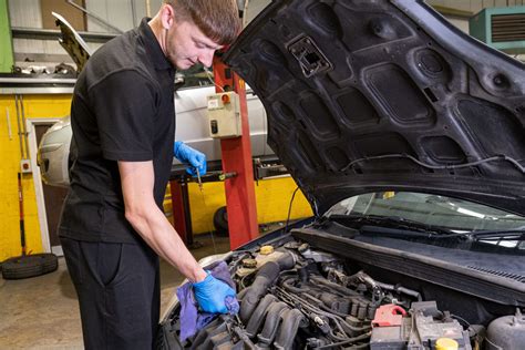car service in Nortampton - Vehicle Servicing - Combined Motors