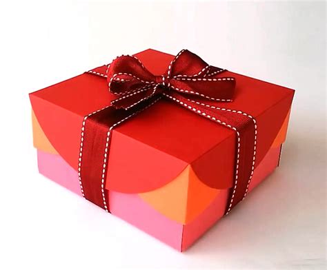 新年礼物手工礼盒的纸盒子手工制作教程 - 纸艺网