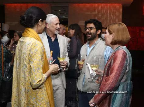 William Dalrymple showcases his culinary skills in a live cooking ...
