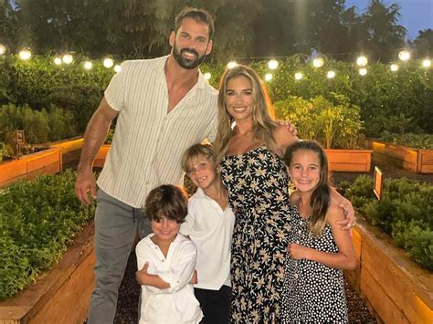 Jessie James Decker’s Husband Eric Gets a Vasectomy