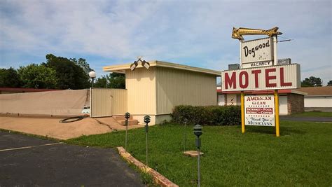 DOGWOOD MOTEL (Mountain View) - Motel Reviews, Photos, Rate Comparison ...