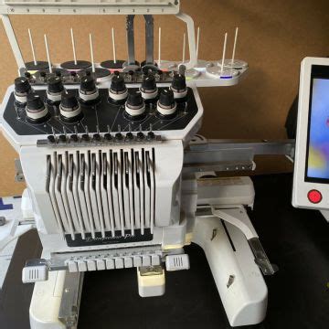PR1000e Embroidery Machine 的图像结果