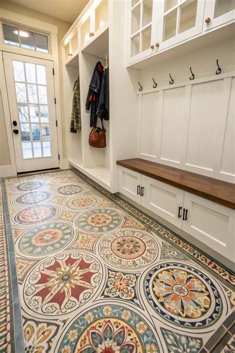 20+ Stylish Mudroom Floor Ideas You'll Love | Mudroom flooring, House ...