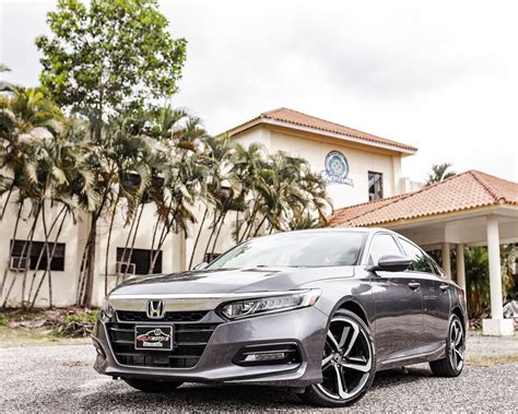 Honda Accord EXL 2018 | Selfi Motors